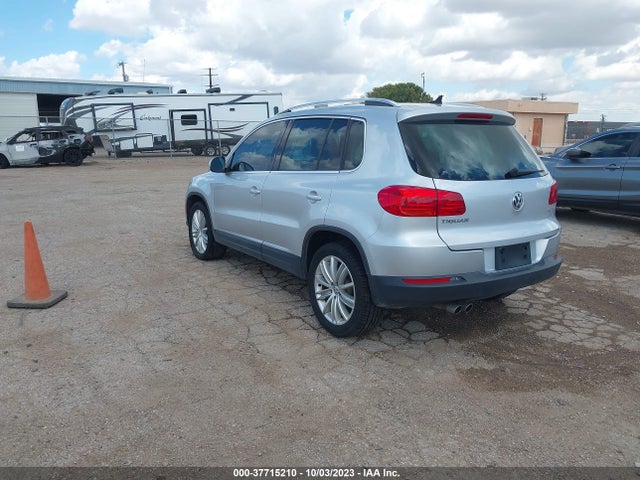 2015 VOLKSWAGEN TIGUAN SE VIN: WVGAV7AX5FW563380
