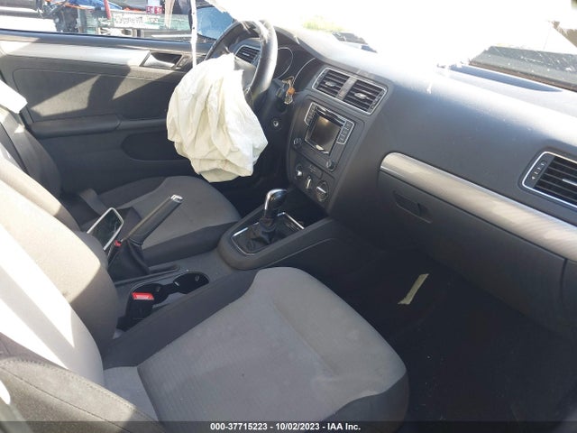 3VW2B7AJ4HM242542 Volkswagen Jetta 1.4t S