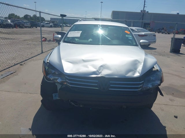 1VWBS7A36EC034452 Volkswagen PASSAT SE
