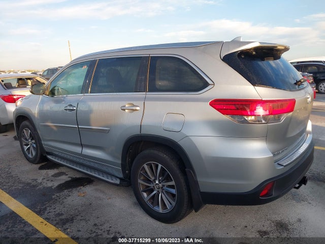 Toyota Highlander Xle/se 2017 5TDKZRFH7HS523833 Image 14