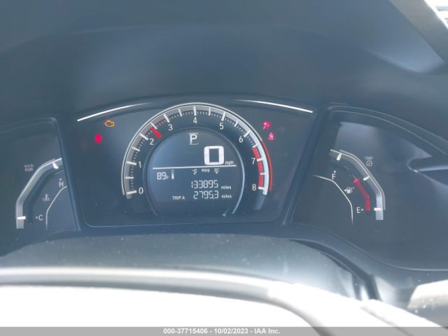 SHHFK7H24JU417805 Honda Civic Hatchback Lx