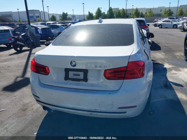 WBA8B9G31HNU55839 BMW 3 Series 330i