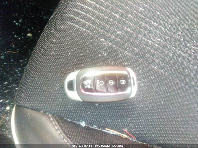 2023 HYUNDAI VENUE LIMITED VIN: KMHRC8A39PU236750