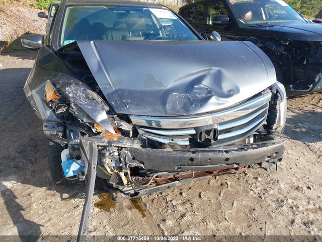 37715459 :رقم المزاد ، 1HGCP2F69BA153118 vin ، 2011 Honda Accord Sdn Se مزاد بيع