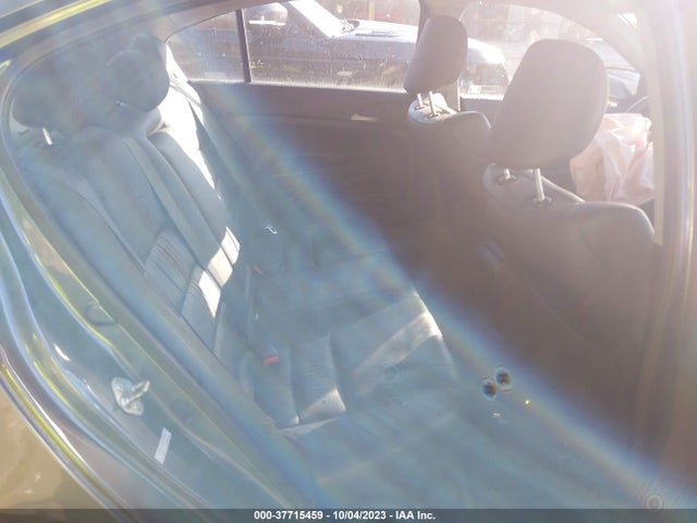 37715459 :رقم المزاد ، 1HGCP2F69BA153118 vin ، 2011 Honda Accord Sdn Se مزاد بيع