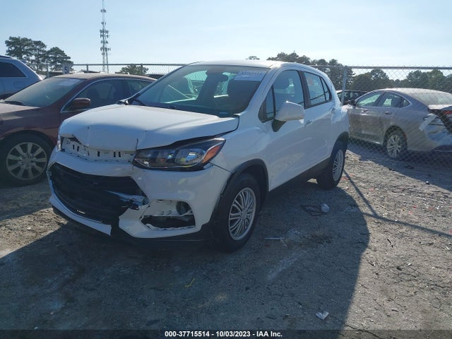 Chevrolet TRAX LS 2017 KL7CJKSB1HB058300 Image 2