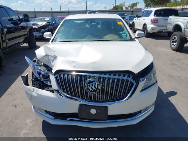 1G4GB5GR2EF239964 Buick Lacrosse Leather