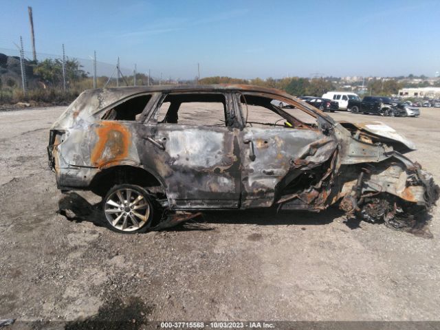 5XYPGDA51KG463838 KIA Sorento Lx V6