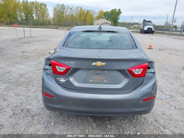 Chevrolet CRUZE LT 2018 1G1BE5SM5J7157449 Image 17