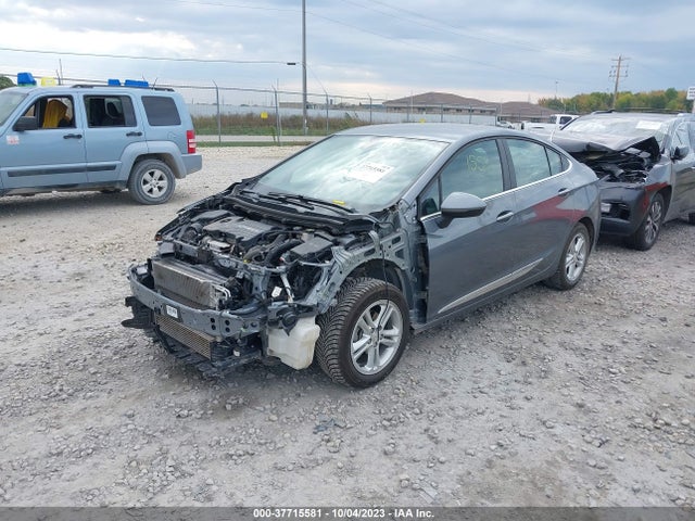 Chevrolet CRUZE LT 2018 1G1BE5SM5J7157449 Image 2