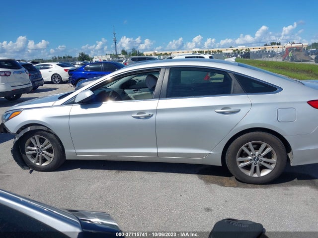 Hyundai Sonata 2017 5NPE24AF0HH493428 Image 15