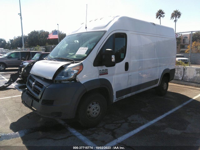 3C6TRVCG9JE111090 RAM Promaster Cargo Van
