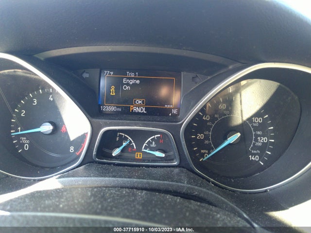 2016 FORD FOCUS SE VIN: 1FADP3K20GL204048