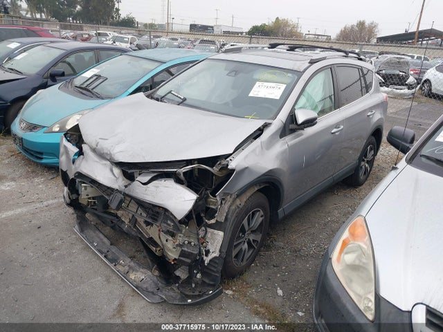 Toyota Rav4 Xle 2017 2T3WFREV6HW375836 Image 2