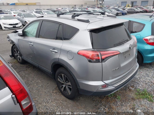 Toyota Rav4 Xle 2017 2T3WFREV6HW375836 Image 3