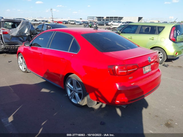 3VW5T7AJ9FM345592 Volkswagen Jetta Sedan 2.0t Gli Se