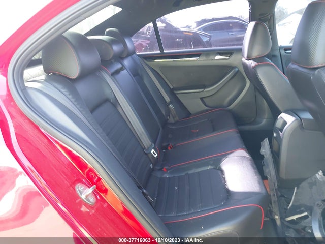 3VW5T7AJ9FM345592 Volkswagen Jetta Sedan 2.0t Gli Se