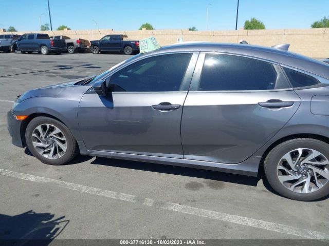 2HGFC2F79JH601505 Honda Civic Sedan Ex