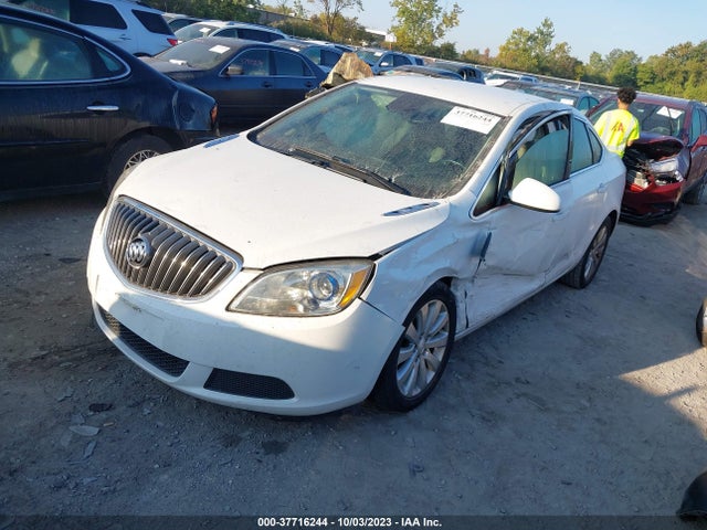 1G4PP5SK4F4188346 Buick Verano