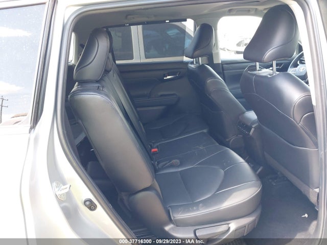 Toyota HIGHLANDER HYBRID 2022 5TDHBRCH4NS553757 Image 8