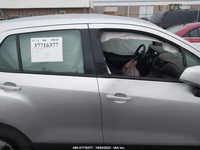 Chevrolet TRAX LS 2018 KL7CJKSB9JB581358 Image 13