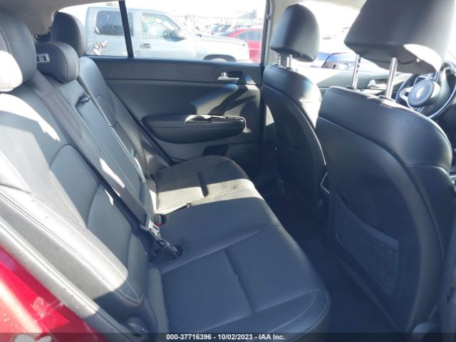 KNDPNCAC6H7138087 KIA Sportage Ex