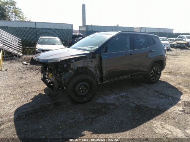 3C4NJDDBXKT627915 Jeep Compass Trailhawk