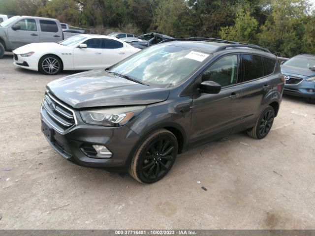 1FMCU0GD8HUA32124 Ford ESCAPE SE