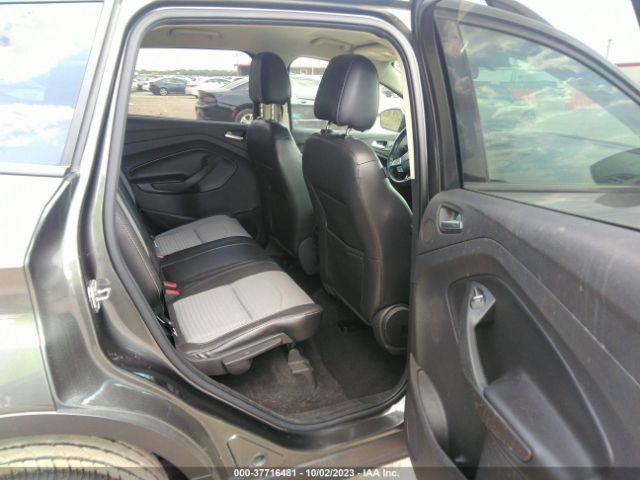 1FMCU0GD8HUA32124 Ford ESCAPE SE