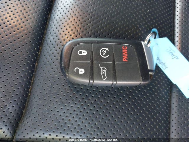 2017 JEEP GRAND CHEROKEE 1C4RJFBT4HC710933 Photo 10