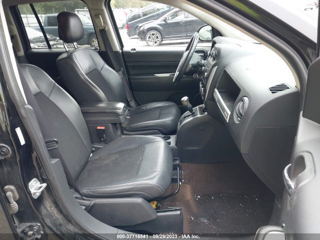 1C4NJDEB9ED626585 Jeep Compass Latitude