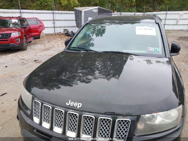 1C4NJDEB9ED626585 Jeep Compass Latitude