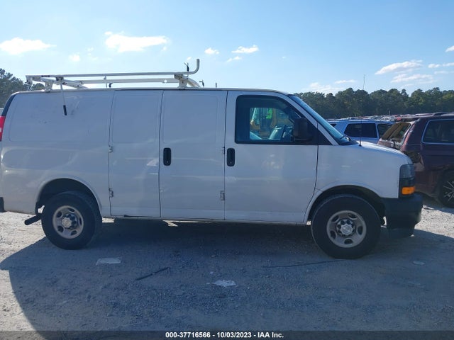 Chevrolet EXPRESS CARGO VAN 2018 1GCWGAFG5J1345472 Image 13