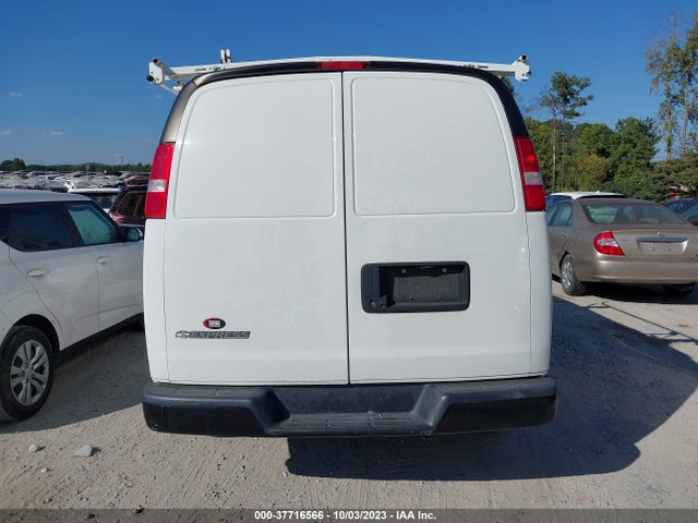 Chevrolet EXPRESS CARGO VAN 2018 1GCWGAFG5J1345472 Image 16