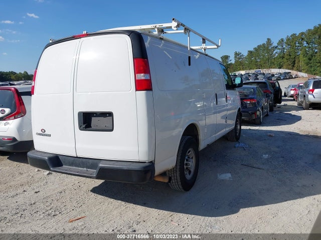 Chevrolet EXPRESS CARGO VAN 2018 1GCWGAFG5J1345472 Image 4