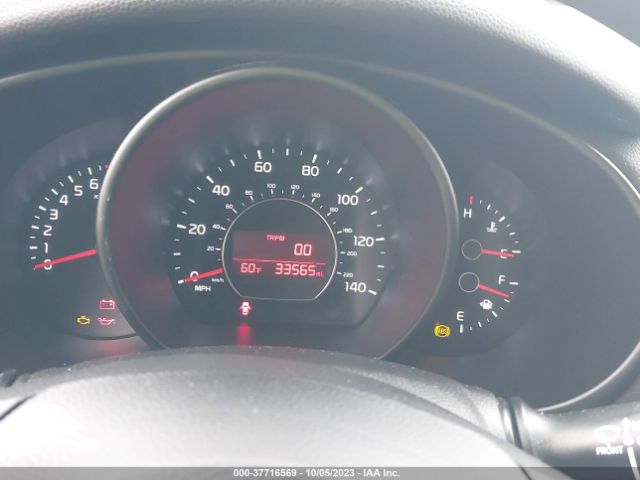 KNDJN2A21G7868222 KIA Soul Base
