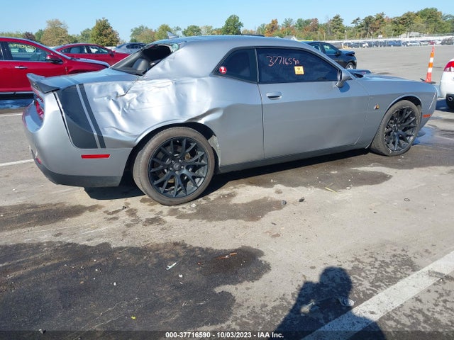 Dodge Challenger 392 Hemi Scat Pack Shaker 2017 2C3CDZFJ3HH633352 Image 4