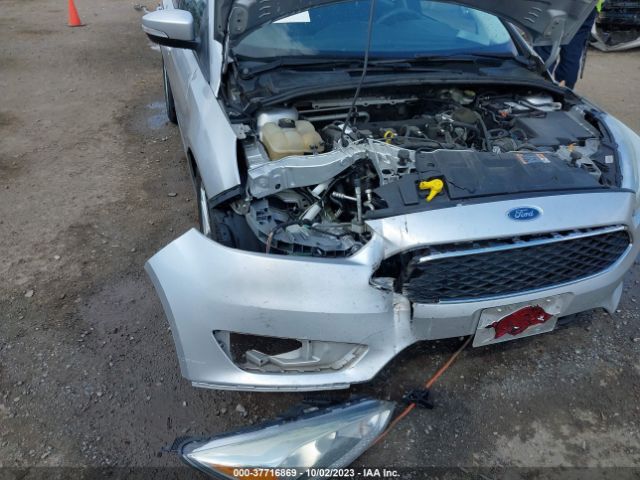 1FADP3F28FL267942 Ford FOCUS SE