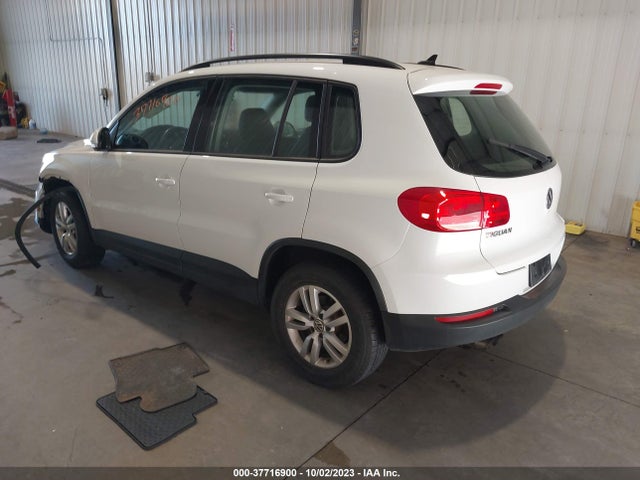 WVGBV7AX2HK020521 Volkswagen TIGUAN