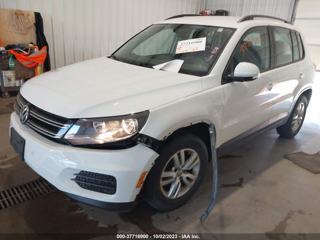 WVGBV7AX2HK020521 Volkswagen TIGUAN