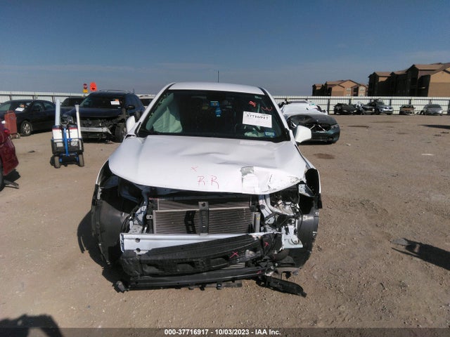 Chevrolet TRAX LS 2019 3GNCJKSB1KL381200 Image 13