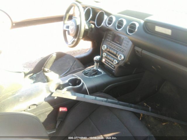 1FA6P8AM4H5280418 Ford Mustang V6