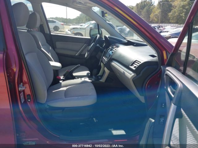 JF2SJAEC9JH533659 Subaru Forester Premium