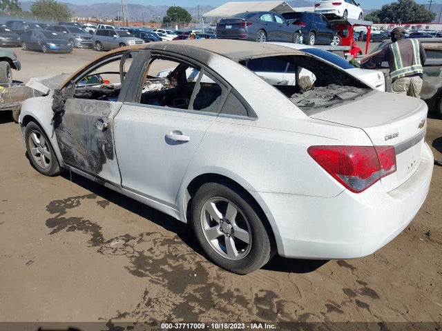 Chevrolet Cruze 1lt 2014 1G1PC5SB1E7242322 Image 3
