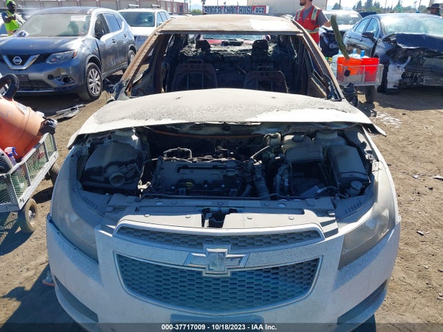 Chevrolet Cruze 1lt 2014 1G1PC5SB1E7242322 Image 6