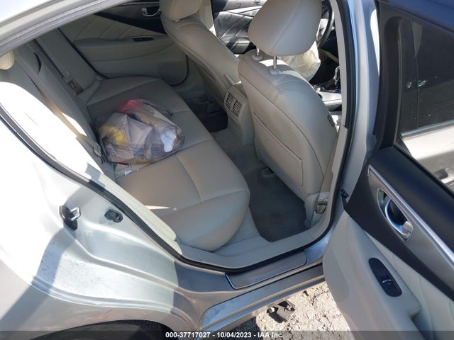 JN1BV7AR9FM397213 Infiniti Q50