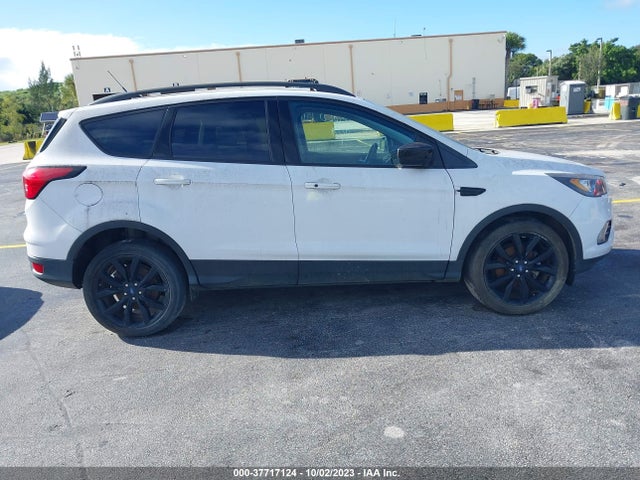 Ford ESCAPE SE 2019 1FMCU0GD4KUA07437 Image 14