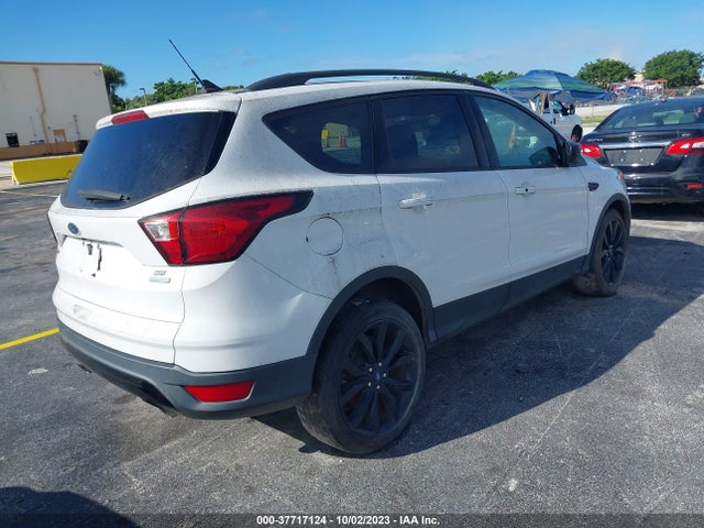 Ford ESCAPE SE 2019 1FMCU0GD4KUA07437 Image 4