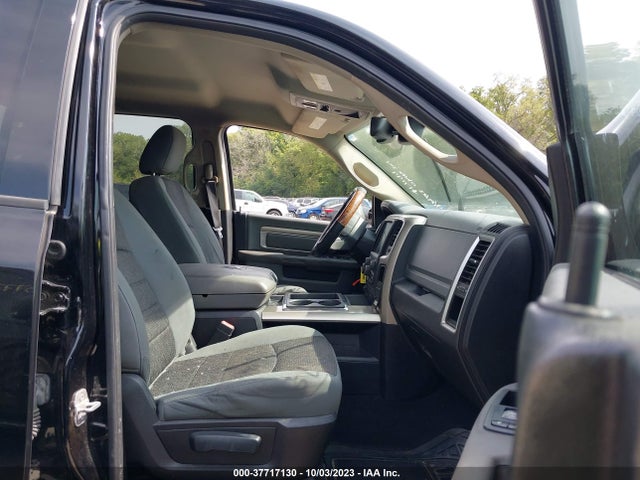 1C6RR7GG6ES118887 RAM 1500 Big Horn