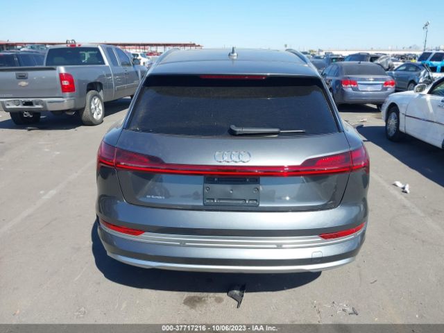 WA1VAAGE0KB009115 Audi E-tron Prestige